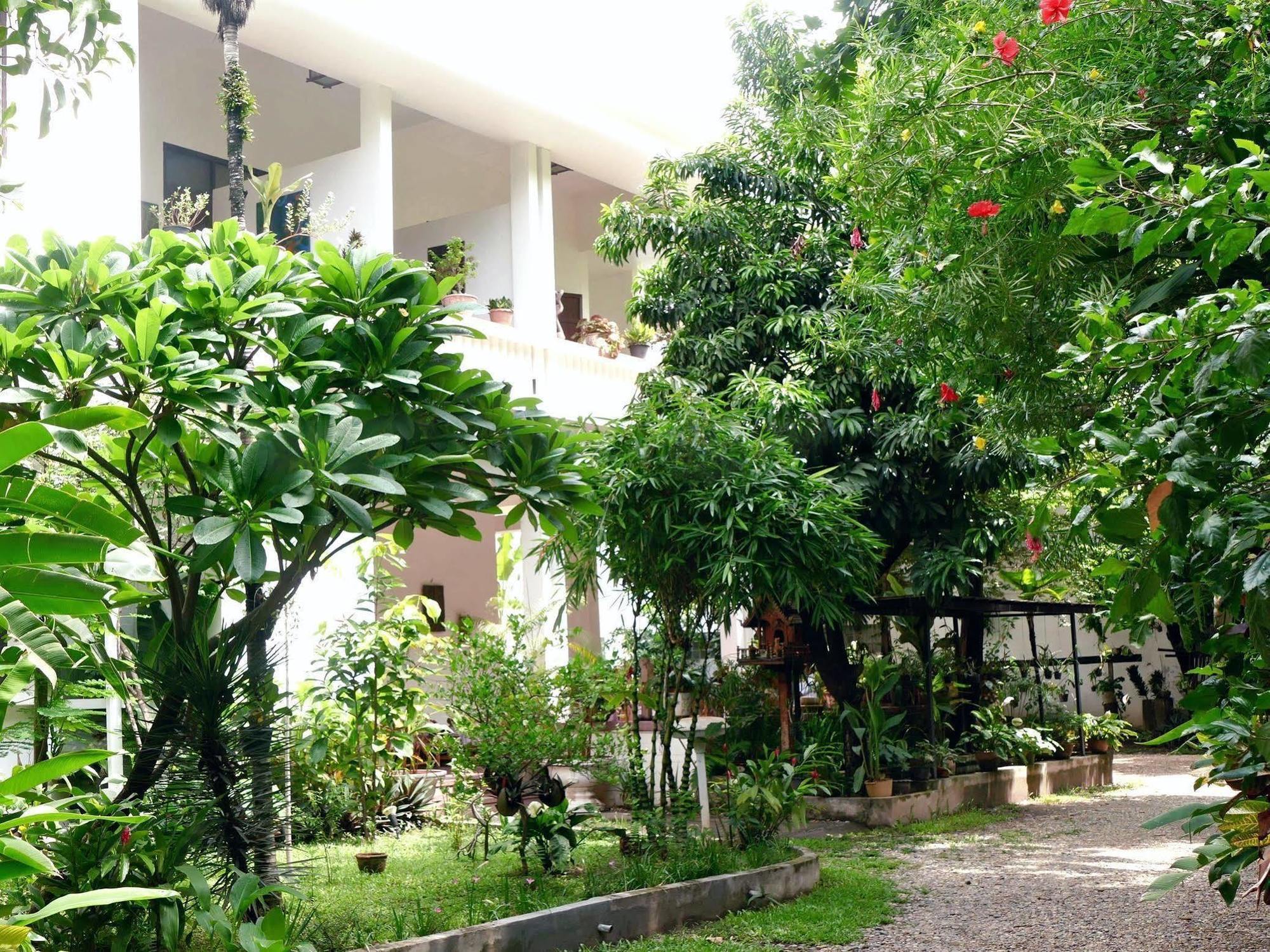 Hotel Lani'S House By The Ponds Vientiane Exteriér fotografie