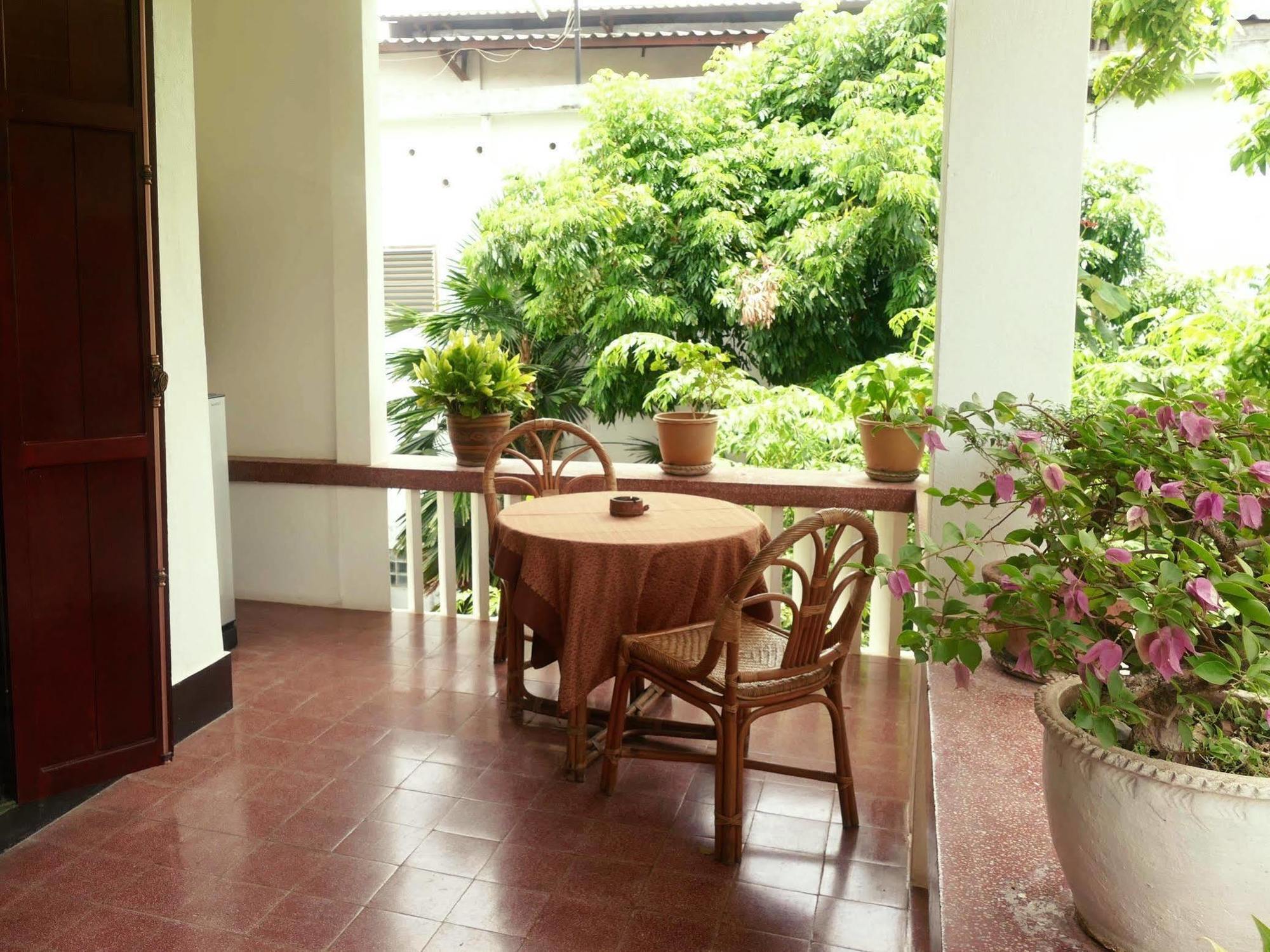 Hotel Lani'S House By The Ponds Vientiane Exteriér fotografie